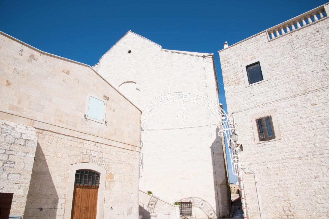 Piazza Duomo - Medieval Puglia'S House Giovinazzo Exterior foto